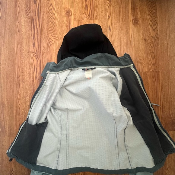 Moonstone Jacket - Picture 4 of 9